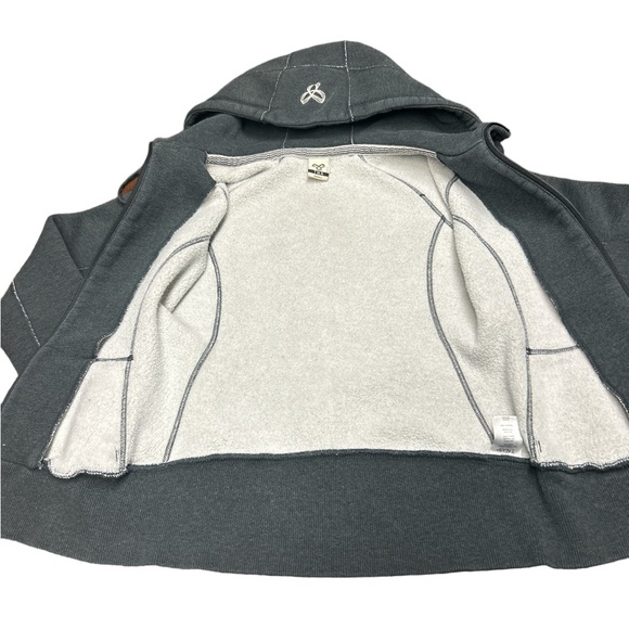 TNA hoodie - Picture 5 of 8